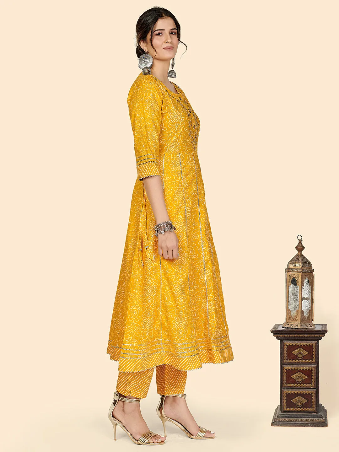 Women'S Bandhani & Embroidered Anarkali Cotton Yellow Stitched Kurta Pant With Dupatta